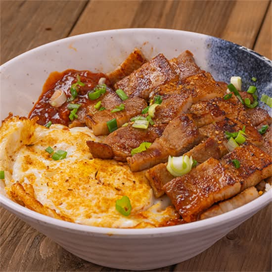 Grilled Pork Belly and  Egg on Rice H04 炭烧五花肉蛋拌饭